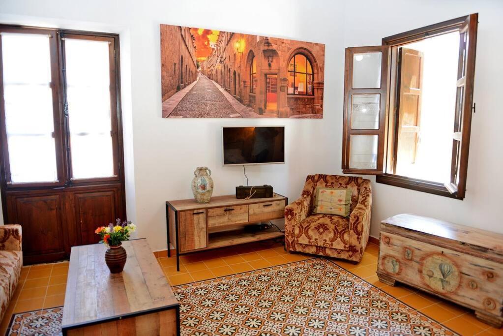 Meandros Suite In Old Town Rhodes City Exterior photo